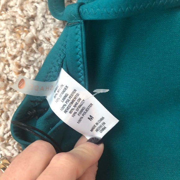 NWT Ruffled Bikini Top - Picture 3 of 3